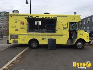 1988 P30 Step Van Kitchen Food Truck All-purpose Food Truck Massachusetts Gas Engine for Sale