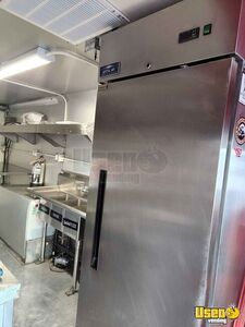 1988 P30 Step Van Kitchen Food Truck All-purpose Food Truck Prep Station Cooler Nevada Gas Engine for Sale