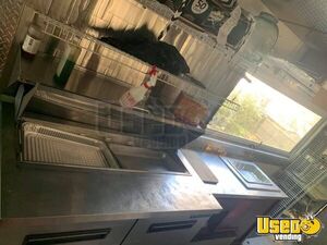 1988 P30 Step Van Kitchen Food Truck All-purpose Food Truck Stainless Steel Wall Covers New York for Sale