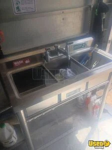 1988 P35 Barbecue Food Truck Interior Lighting Nebraska Diesel Engine for Sale