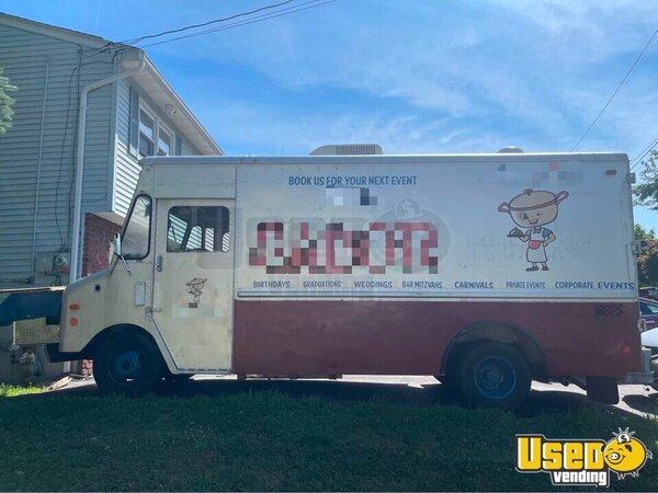 1988 P35 Kitchen Food Truck All-purpose Food Truck New York Gas Engine for Sale