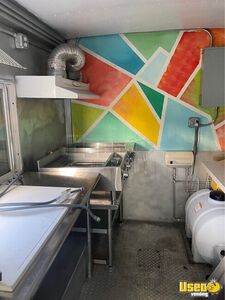 1988 Step Van Kitchen Food Truck All-purpose Food Truck Work Table Florida for Sale