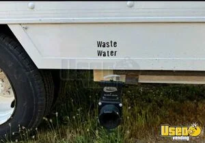 1989 All-purpose Food Truck Prep Station Cooler Washington Gas Engine for Sale