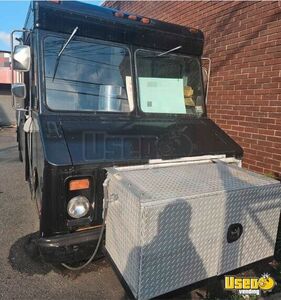 1989 C30 All-purpose Food Truck Stainless Steel Wall Covers New Jersey Gas Engine for Sale