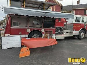 1989 Deluge Pizza Food Truck Stainless Steel Wall Covers Ohio Diesel Engine for Sale
