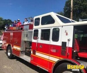 1989 Fire Engine Party / Gaming Truck Party / Gaming Trailer Backup Camera New Jersey Diesel Engine for Sale