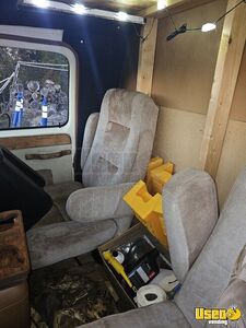 1989 G30 Coffee & Beverage Truck Fresh Water Tank Tennessee Gas Engine for Sale