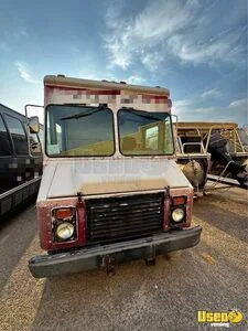 1989 Grumman Olsen All-purpose Food Truck Concession Window Nevada Diesel Engine for Sale