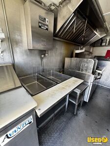 1989 Grumman Olsen All-purpose Food Truck Exterior Lighting Nevada Diesel Engine for Sale
