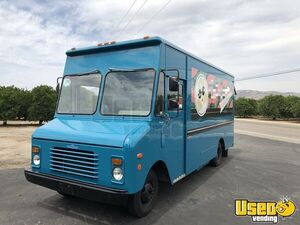 1989 Grumman Olsen Step Van Mobile Boutique Truck Insulated Walls California Gas Engine for Sale