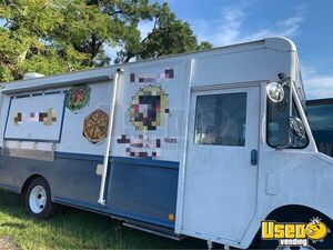 1989 Kitchen Food Truck All-purpose Food Truck Concession Window Florida Gas Engine for Sale