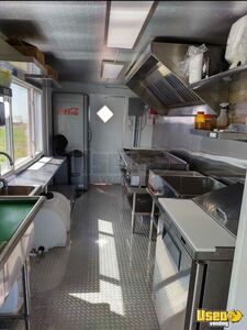 1989 Kitchen Food Truck All-purpose Food Truck Prep Station Cooler Kentucky Gas Engine for Sale