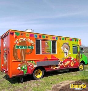 Permitted - GMC P35 Step Van Kitchen Food Taco Truck Mobile Food Unit for Sale in Kentucky!