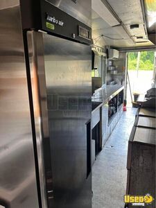 1989 P30 All-purpose Food Truck Deep Freezer Alabama Gas Engine for Sale
