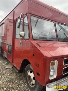 1989 P30 All-purpose Food Truck Indiana Gas Engine for Sale
