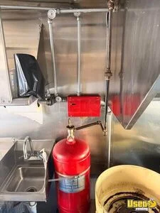 1989 P30 All-purpose Food Truck Interior Lighting Nevada Gas Engine for Sale