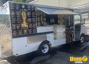 1989 P30 All-purpose Food Truck New Jersey Gas Engine for Sale