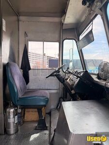 1989 P30 All-purpose Food Truck Surveillance Cameras Nevada Gas Engine for Sale