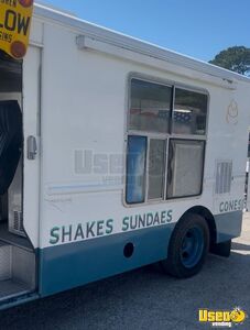 1989 P30 Ice Cream Truck Concession Window Florida Gas Engine for Sale
