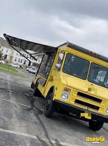 1989 P30 Step Van Food Truck All-purpose Food Truck Concession Window Ohio Gas Engine for Sale