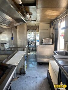 1989 P30 Step Van Food Truck All-purpose Food Truck Floor Drains Ohio Gas Engine for Sale