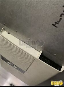 1989 P30 Step Van Food Truck All-purpose Food Truck Hot Water Heater Alabama Diesel Engine for Sale