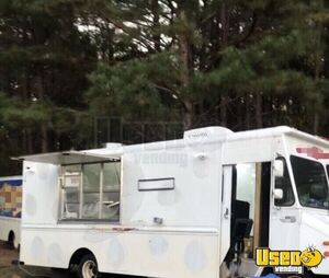 1989 P30 Step Van Kitchen Food Truck All-purpose Food Truck Georgia Gas Engine for Sale