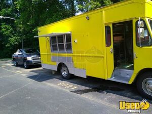 1989 P30 Step Van Pizza Food Truck Pizza Food Truck Tennessee Gas Engine for Sale