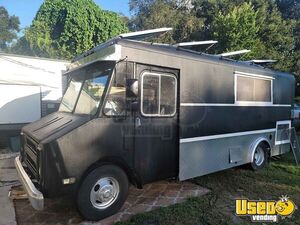 1989 P30 Stepvan Food Truck All-purpose Food Truck Exterior Customer Counter Florida for Sale