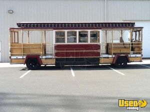 1989 Trolley Style Kitchen Food Truck All-purpose Food Truck Pennsylvania for Sale