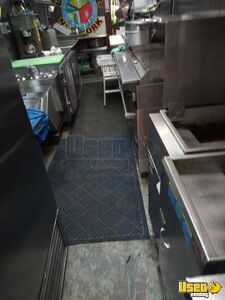 1990 380 Kitchen Food Truck All-purpose Food Truck Interior Lighting Massachusetts Diesel Engine for Sale