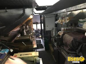 1990 380 Kitchen Food Truck All-purpose Food Truck Propane Tank Massachusetts Diesel Engine for Sale