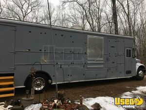 1990 380 Kitchen Food Truck All-purpose Food Truck Stainless Steel Wall Covers Massachusetts Diesel Engine for Sale