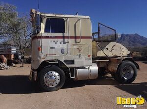 1990 9600 International Semi Truck 6 New Mexico for Sale