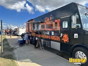 1990 All-purpose Food Truck Refrigerator Texas Diesel Engine for Sale