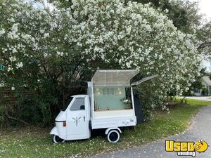 1990 Ape Coffee & Beverage Truck Reach-in Upright Cooler Florida Gas Engine for Sale