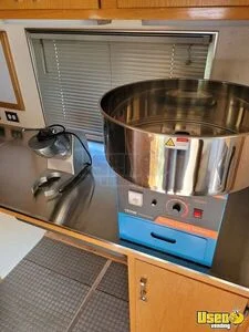 1990 Custom All-purpose Food Truck Gray Water Tank Virginia Diesel Engine for Sale
