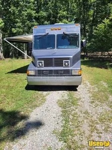 1990 Custom All-purpose Food Truck Insulated Walls Virginia Diesel Engine for Sale