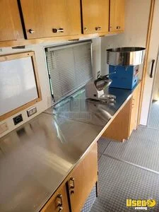1990 Custom All-purpose Food Truck Triple Sink Virginia Diesel Engine for Sale