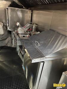 1990 D-30 Food Truck All-purpose Food Truck Diamond Plated Aluminum Flooring Florida for Sale