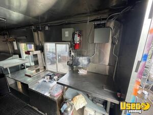 1990 Food Truck All-purpose Food Truck Refrigerator Virginia Gas Engine for Sale