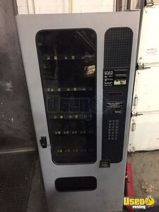 1990 Fsi-3039 Usi Snack Machine Michigan for Sale