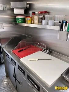 1990 Gmc Diesel Food Truck All-purpose Food Truck Stovetop Florida Diesel Engine for Sale