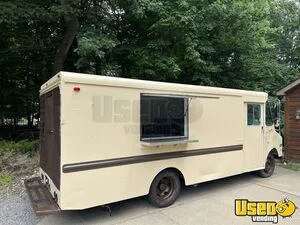 1990 Grumman Olson All-purpose Food Truck Awning Pennsylvania Diesel Engine for Sale