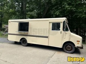 1990 Grumman Olson All-purpose Food Truck Exterior Customer Counter Pennsylvania Diesel Engine for Sale