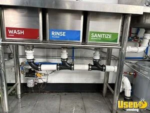 1990 Grumman Olson All-purpose Food Truck Exterior Lighting Pennsylvania Diesel Engine for Sale