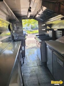 1990 Kitchen Food Truck All-purpose Food Truck Insulated Walls Maryland Gas Engine for Sale