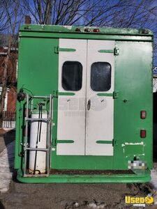 1990 Kitchen Food Truck All-purpose Food Truck Refrigerator Maine for Sale