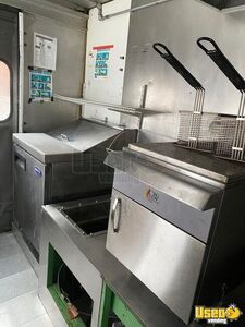 1990 Kitchen Food Truck All-purpose Food Truck Stovetop Maine for Sale