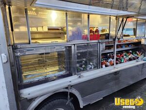 1990 Kitchen Food Truck Catering Food Truck Awning California Gas Engine for Sale
